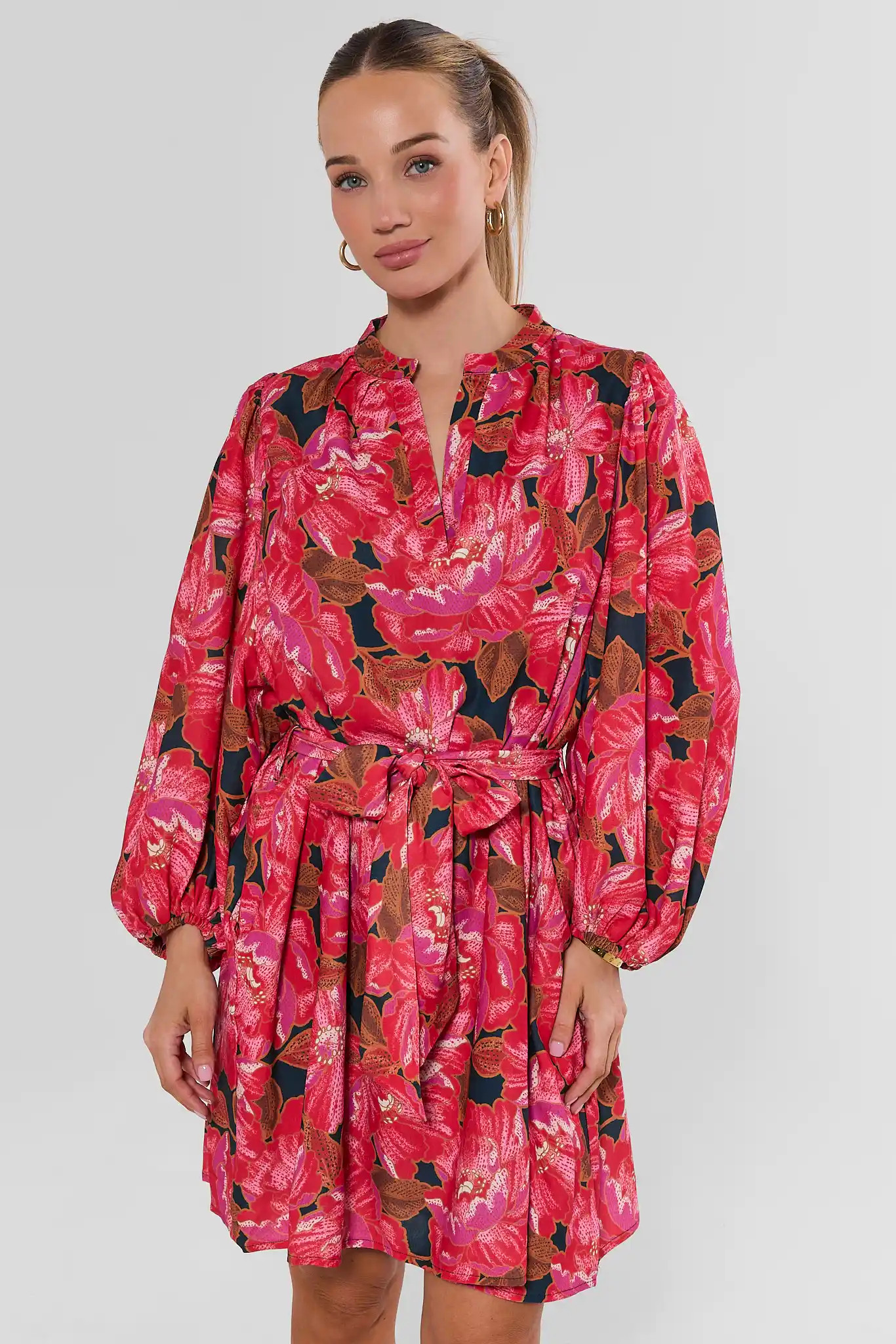Kelly Pink Floral Tie Waist Short Dress | Avara
