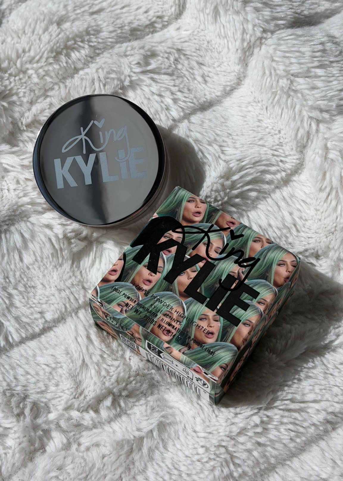 king kylie highlighter!!

#LTKGiftGuide #LTKHoliday #LTKBeauty