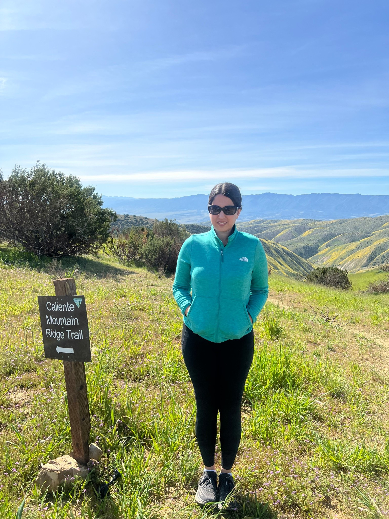 Simple hiking fit chilly windy morning 

#LTKfitnessgoals #LTKootd #LTKdayinmylife