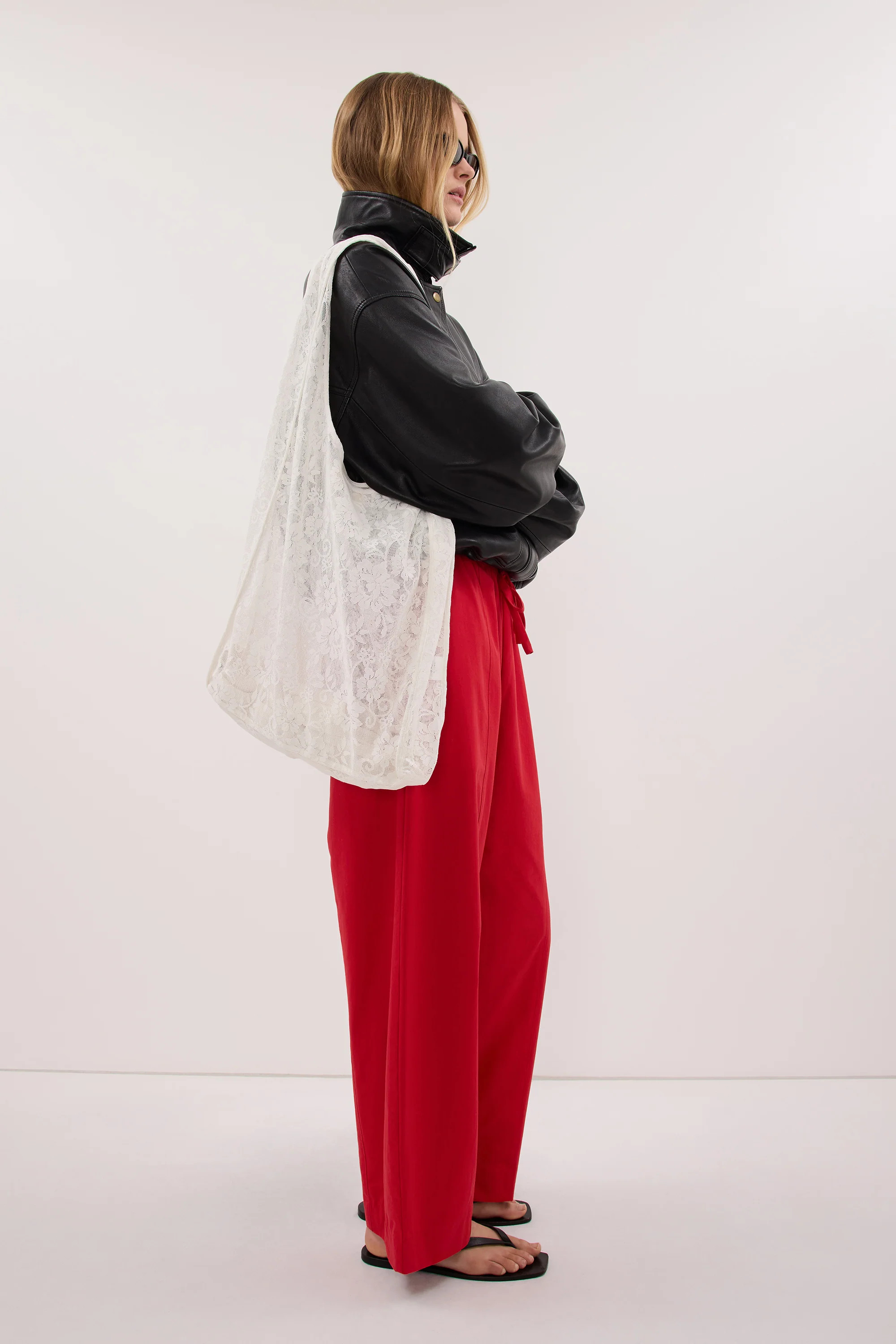 ANYA WHITE LACE SHOULDER BAG | DISSH