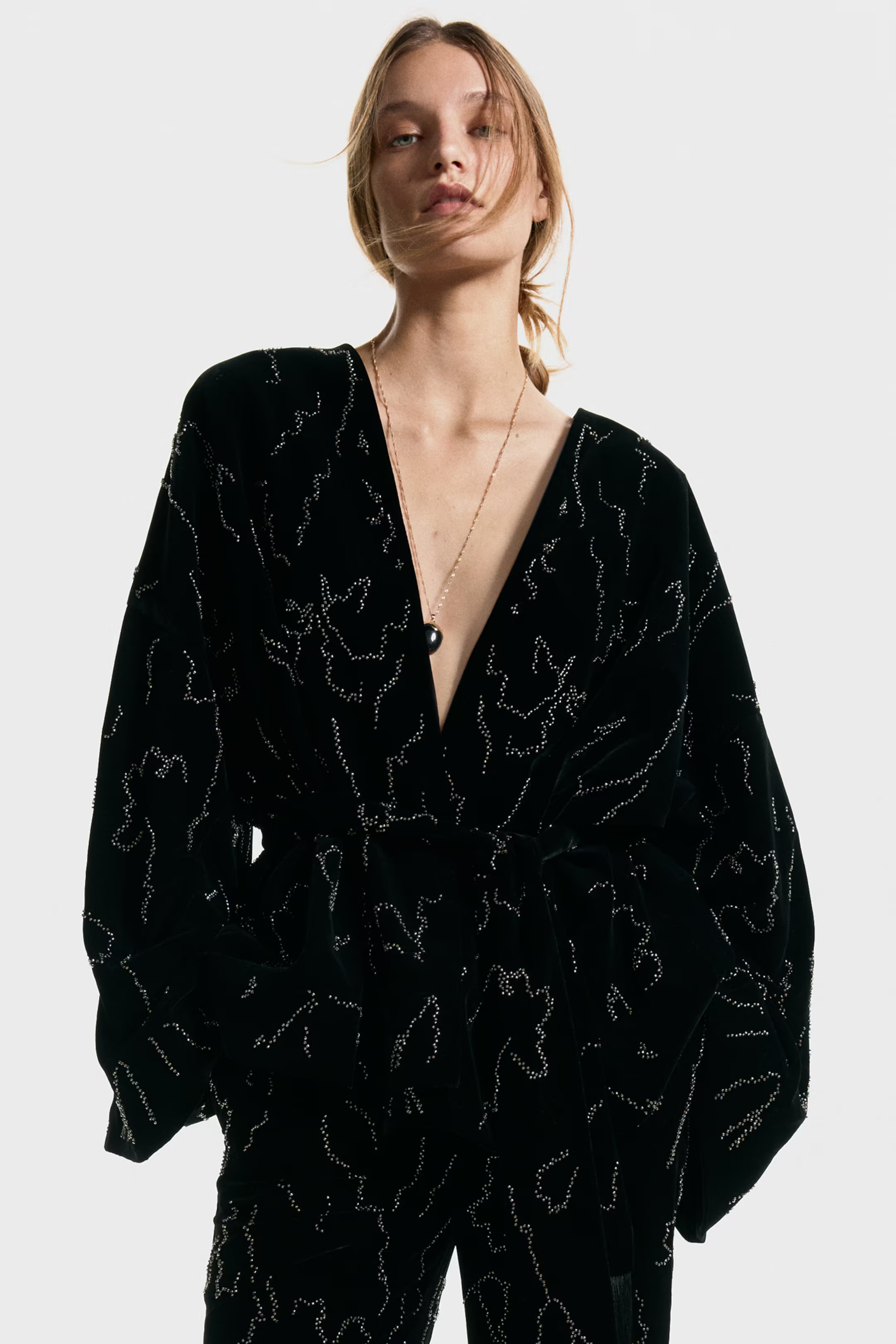 Tie-belt throw-on blazer | H&M (UK, MY, IN, SG, PH, TW, HK)