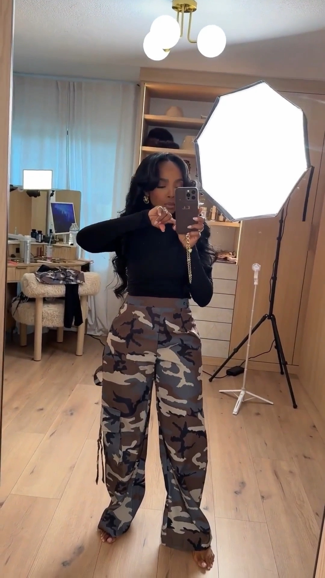 This is a cost-per-wear win you’ll reach for all winter — an easy street-style look that works just as well for January errands as it does for low-key Valentine’s plans.

The fitted black top balances the relaxed camo pants perfectly, making this outfit easy to repeat with boots, sneakers, or heels depending on the vibe. Swap the jacket or accessories and the cost per wear keeps dropping with every restyle.

Perfect for casual date nights, daytime plans, travel days, coffee runs, and everyday off-duty looks.

📏 Sizing:
Top: Small  
Pants: Small  

Measurements:
5’4” · 138 lbs · 34D · 27” waist · 40” hips  

Tap to get details and shop this look.

Street style outfit ideas, January outfits, Valentine’s casual outfit inspiration, camo pants styling, everyday winter outfits, casual date night looks, versatile wardrobe staples, cost per wear fashion finds.

Follow me on Instagram and YouTube @k

Follow my LTK @kirasfashionfinds on the @shop.LTK app to view this post and get my exclusive app-only content!

#liketkit 
@shop.ltk
https://liketk.it/5KjVX

#LTKootd #LTKPetite