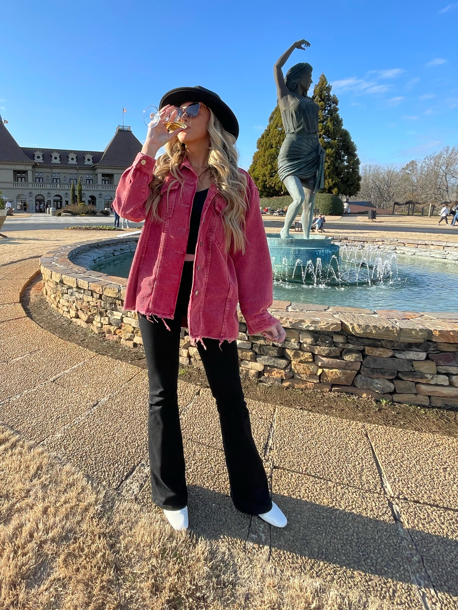Winery weekend for the win! Girls weekend mostly dressed in Woven Boutique, but linking my shacket, sunglasses, tank top and then similar pants, shoes & hat! Wearing size small shacket & size 5 pants for reference #winery #girlsweekend

#LTKunder50 #LTKfit
