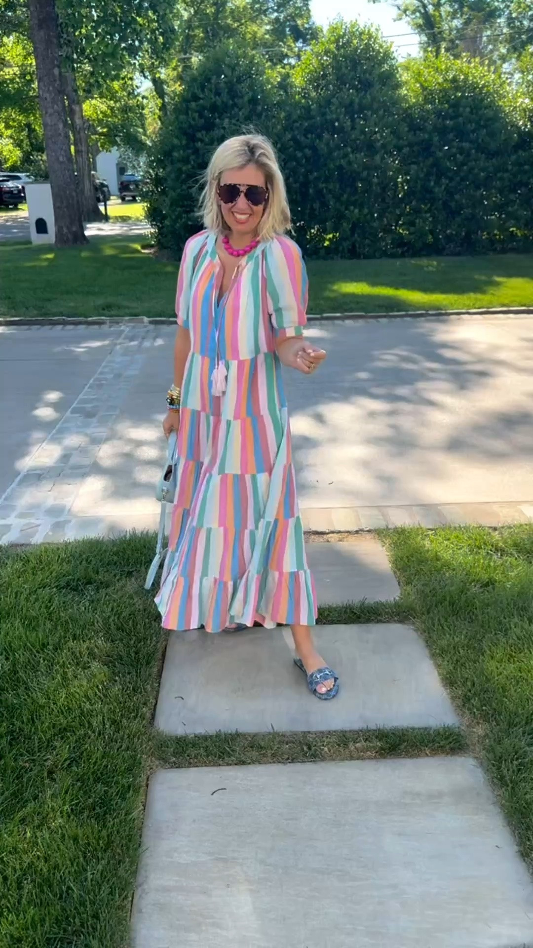 Oh the gorgeousness of this Boden dress! Y’all….truly beautiful! I’m in a size 2 and 38.5 heel (1/2 up).
*Use code K6X7 at Boden
*Use Catherine20 at A+B

#LTKmomlife #LTKSeasonal #LTKOver40