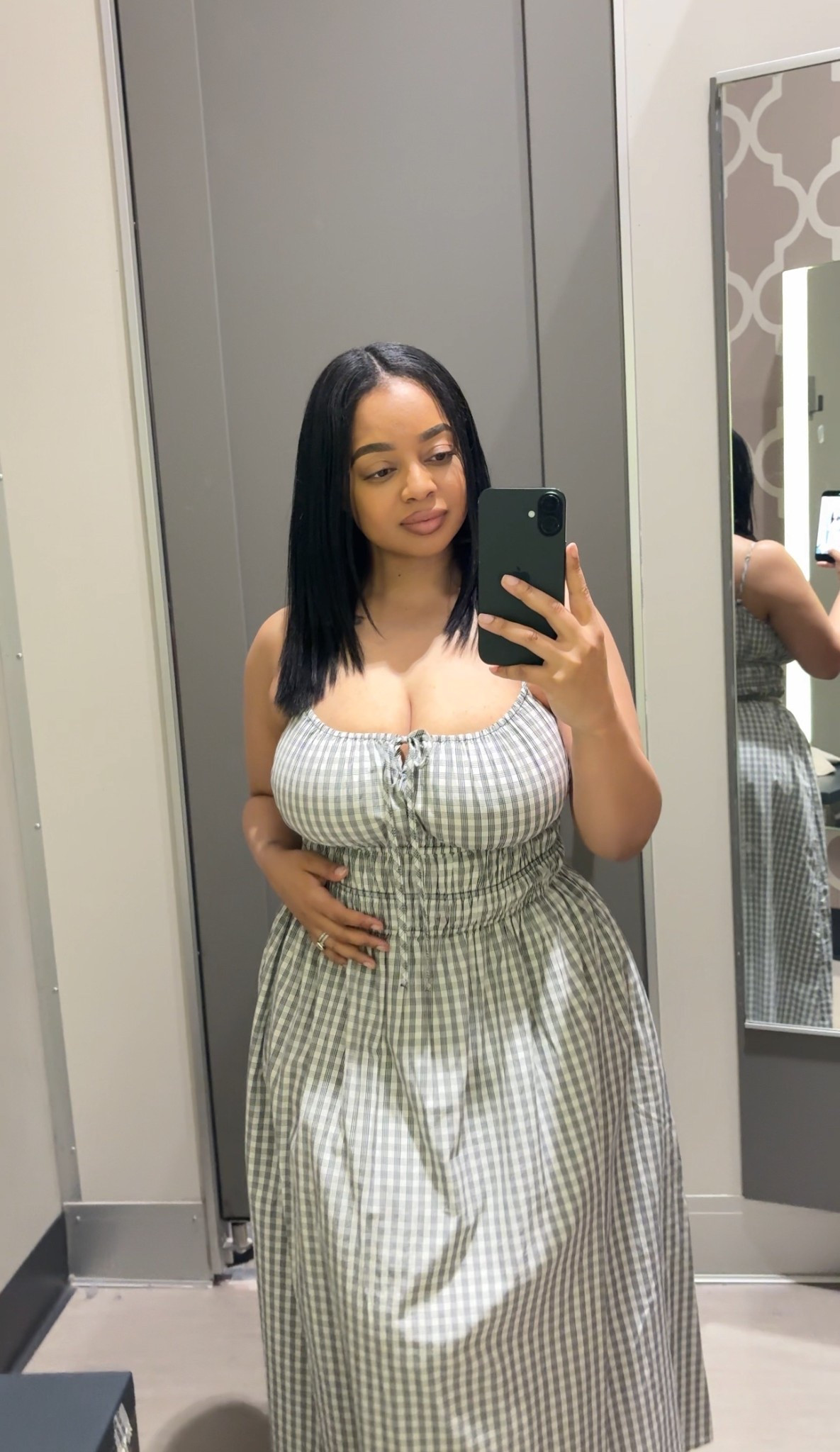 I love everything about this dress! It’s so flattering! I’m wearing a medium ✨

#LTKdayinmylife #LTKFestival #LTKSpringSale