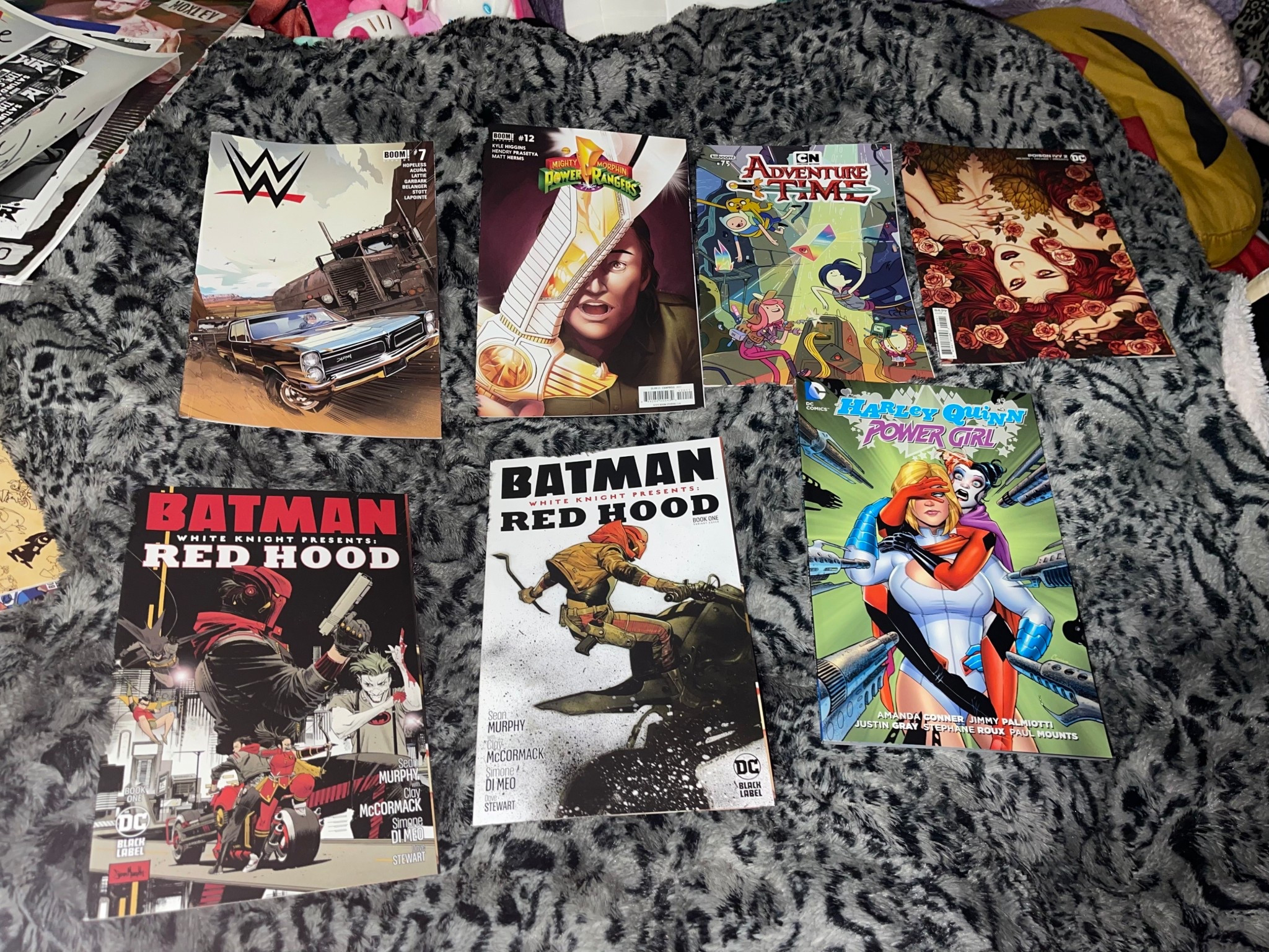 Few of the comics are tagged! 

#LTKFindsUnder100 #LTKGiftGuide #LTKFindsUnder50