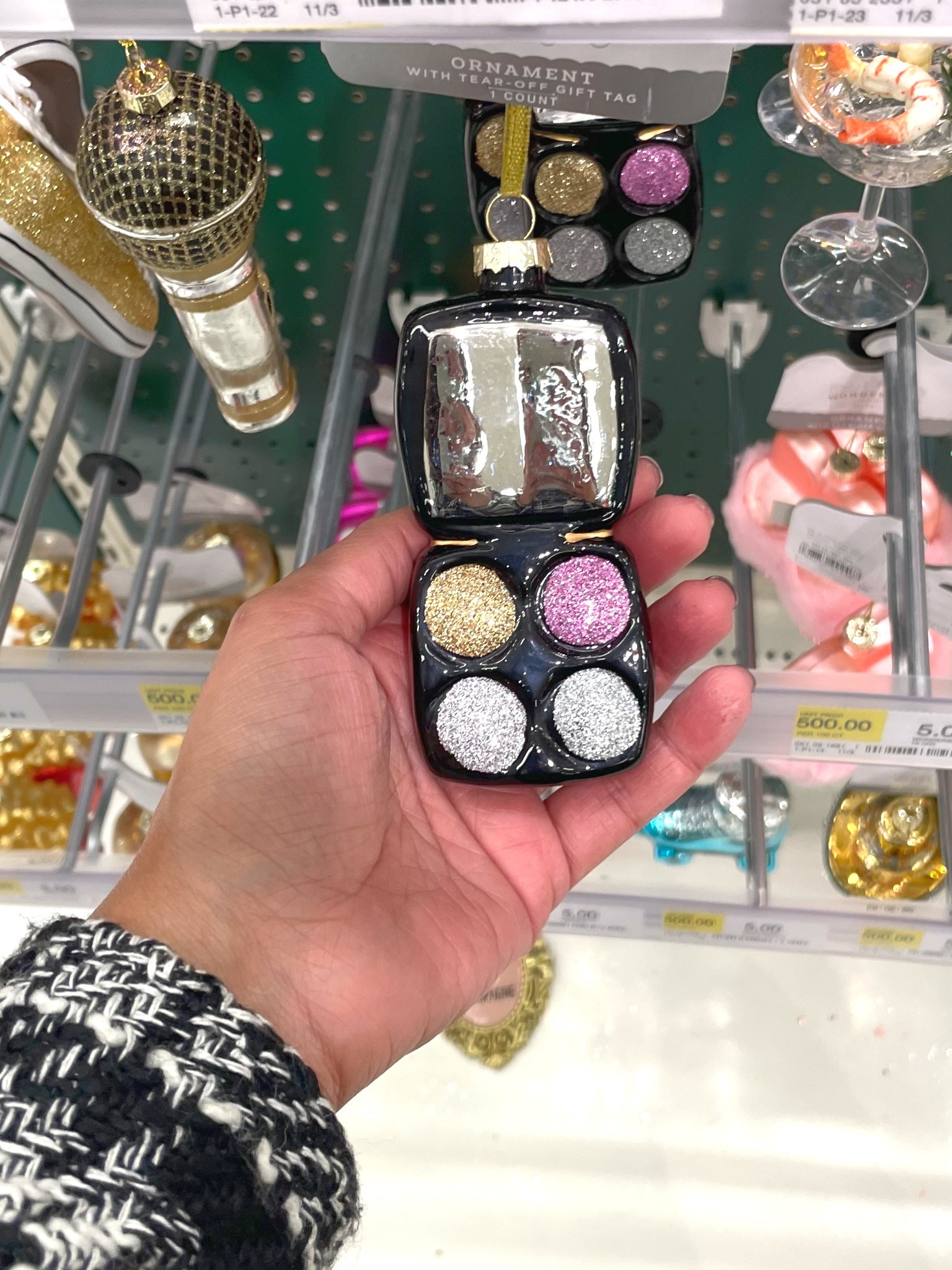 Eye pallet ornament from Target! Add this to your Christmas Decor! This also makes a great gift for your favorite beauty lover or fashionista 💖💋💄

Gifts for her
Christmas decor
Tree ornaments 

#LTKSeasonal #LTKGiftGuide #LTKHoliday