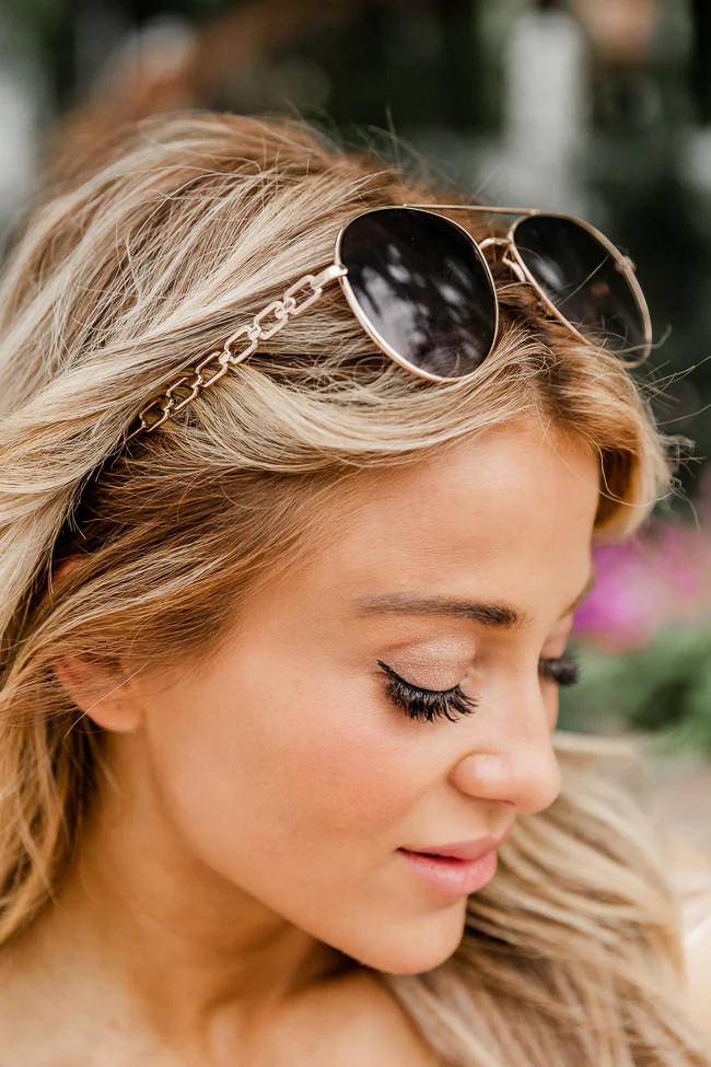 No Roots Gold Round Aviator Sunglasses | Pink Lily
