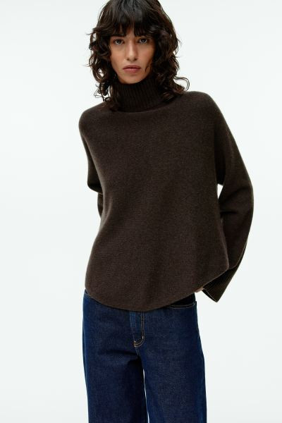 Pullover aus Kaschmir und Wolle mit Stehkragen | H&M (DE, AT, CH, NL, FI)