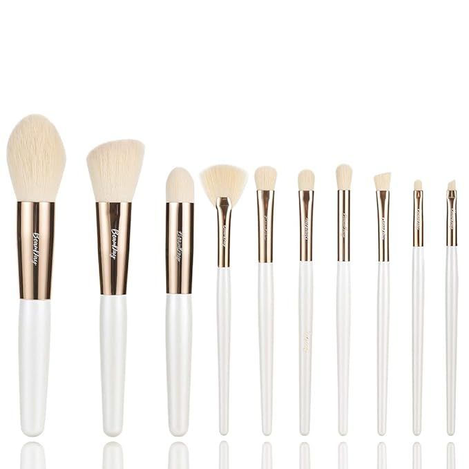 Cute Makeup Brush Set for Blending Foundation, 10 Pcs White Makeup Brushes Synthetic Bristles Veg... | Amazon (US)