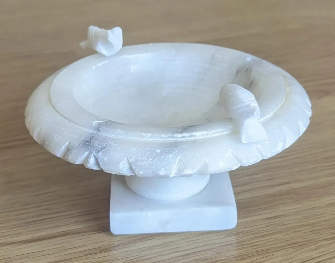 Vintage Miniature Carved Alabaster Bird Bath With Two Dove Birds Pedestal Dish *READ* - Etsy | Etsy (US)