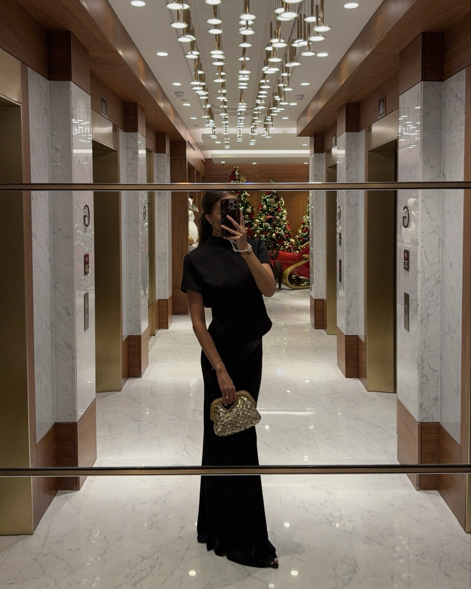 To dinner 🖤 

Black, maxi skirt, satin, backless top, festive, partywear party season, holiday season, Christmas, H&M, Dissh 

#LTKfestive #LTKdatenight #LTKpartywear