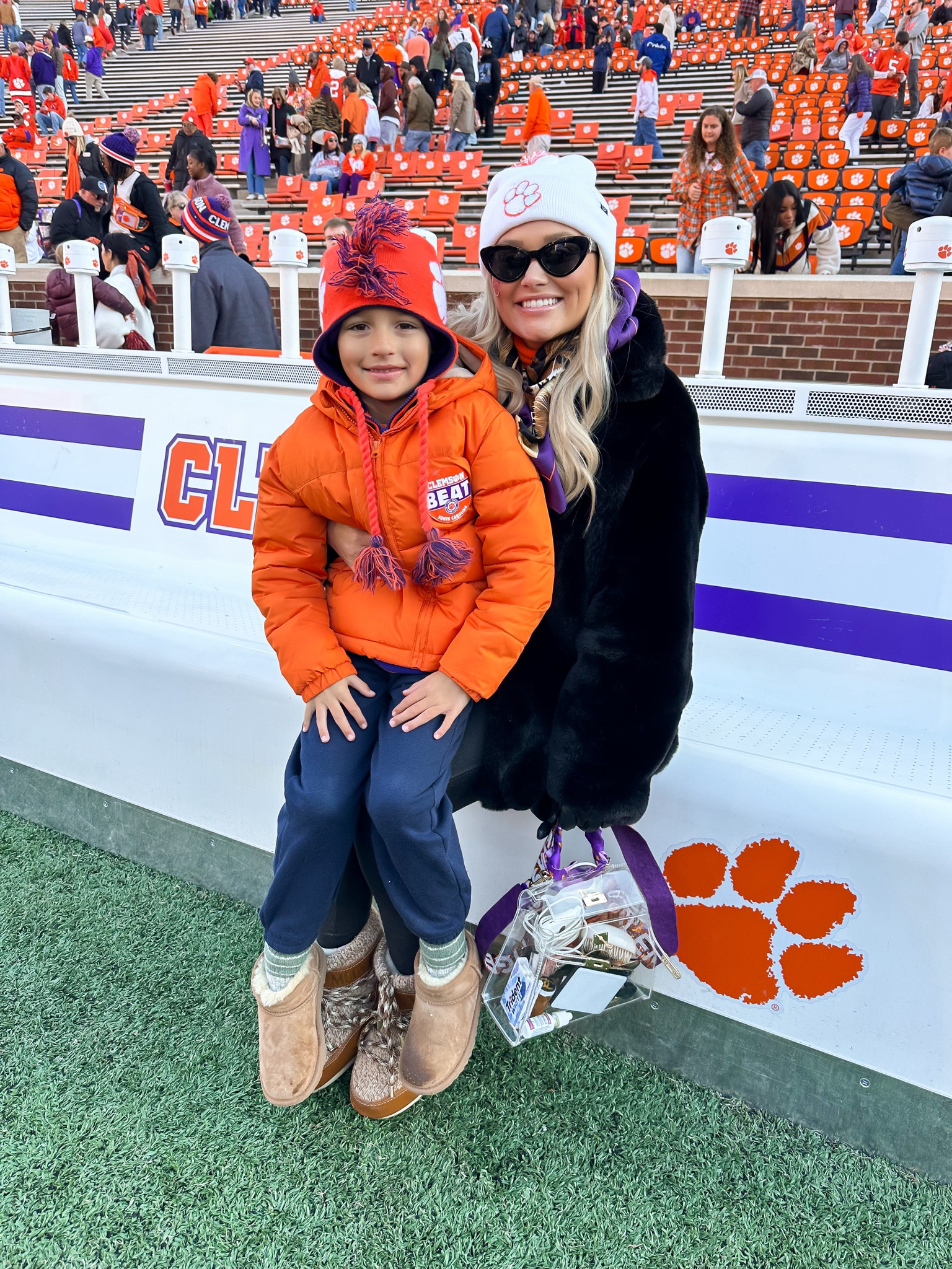 Clemson Gameday look / Gameday clear bag - look a like! 


#LTKHoliday #LTKGiftGuide #LTKItBag
