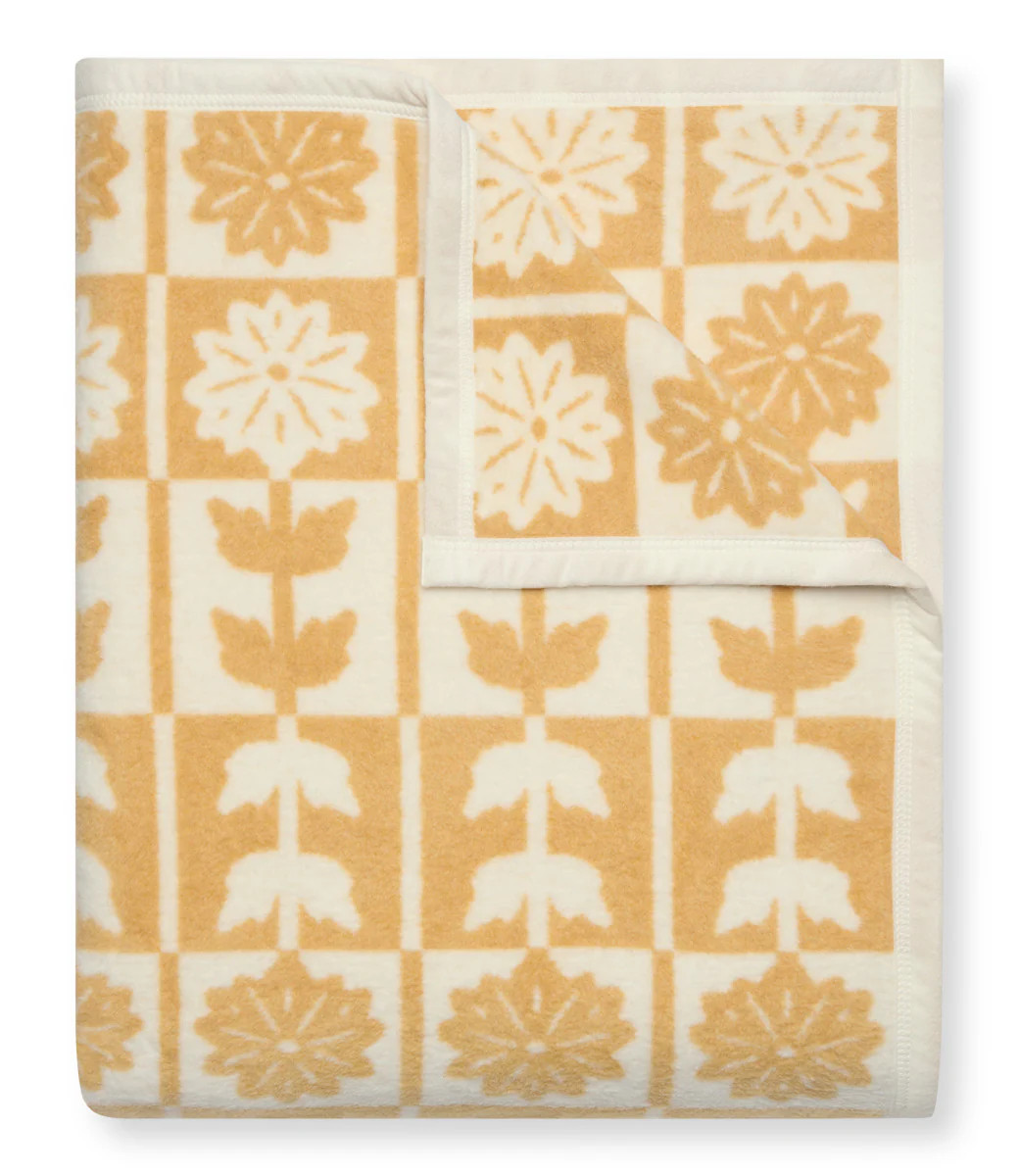Floral Quilt Almond Blanket | ChappyWrap