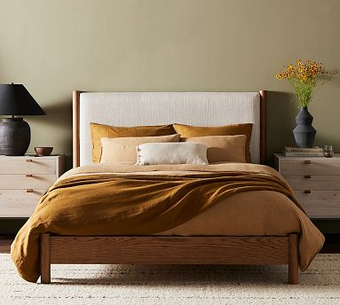 Grover Platform Bed | Pottery Barn (US)