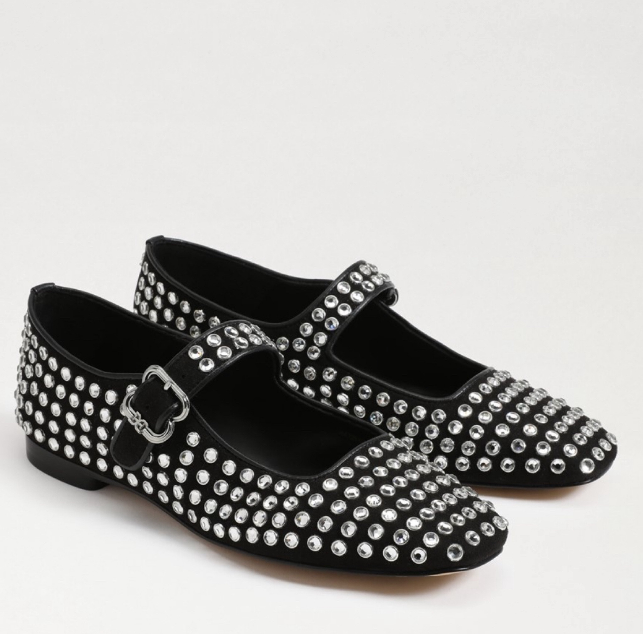 Most comfortable yet stylish pair of flats 🥿 🔥 