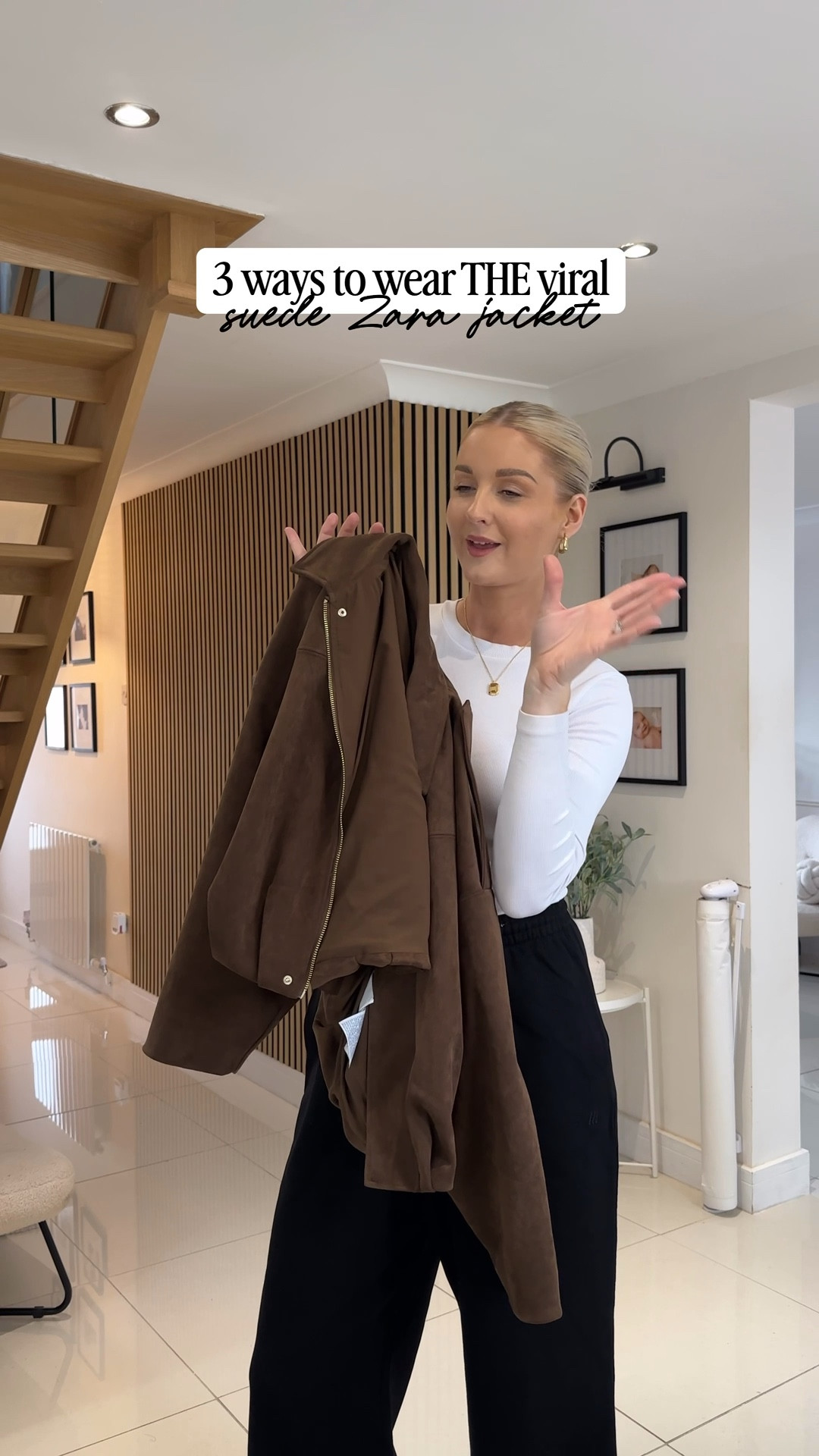 3 ways to wear the viral Zara faux suede jacket… and girls let me tell you I POUNCED when I got the notification these were back in stock 😂👌🏻 

I love to style this more casual for easy, everyday, wearable looks that are still super chic and ‘put together’ 👌🏻 

Which is your fave way to wear?🍂⬇️

#LTKstyletip #LTKautumn #LTKuk