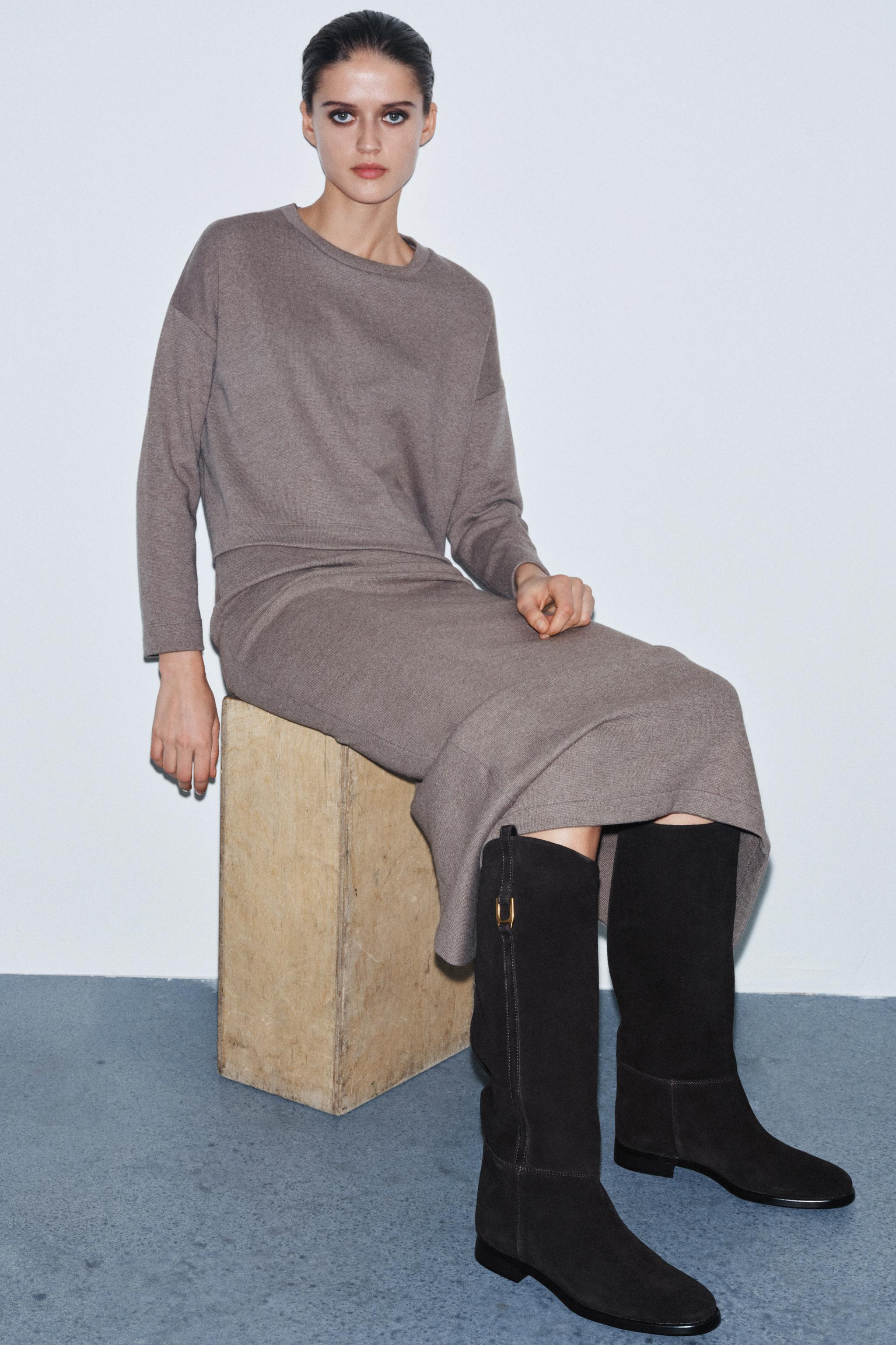 FLAT SPLIT LEATHER RIDING BOOTS | Zara US