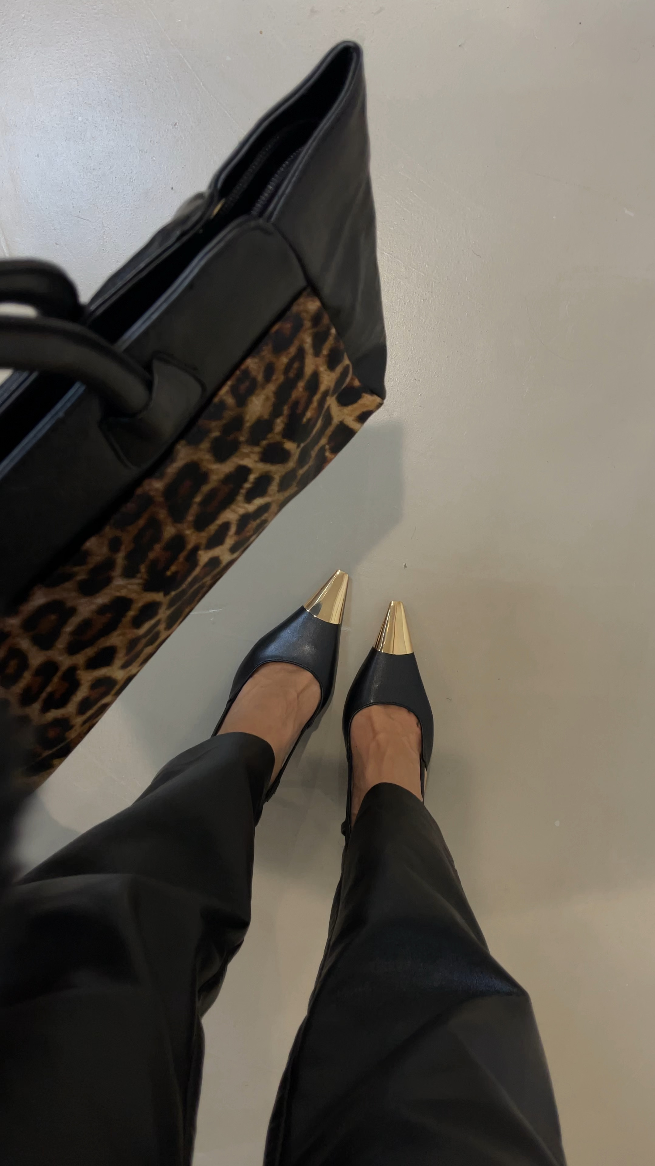 These pumps!! 

#LTKShoeCrush #LTKFindsUnder100 #LTKStyleTip