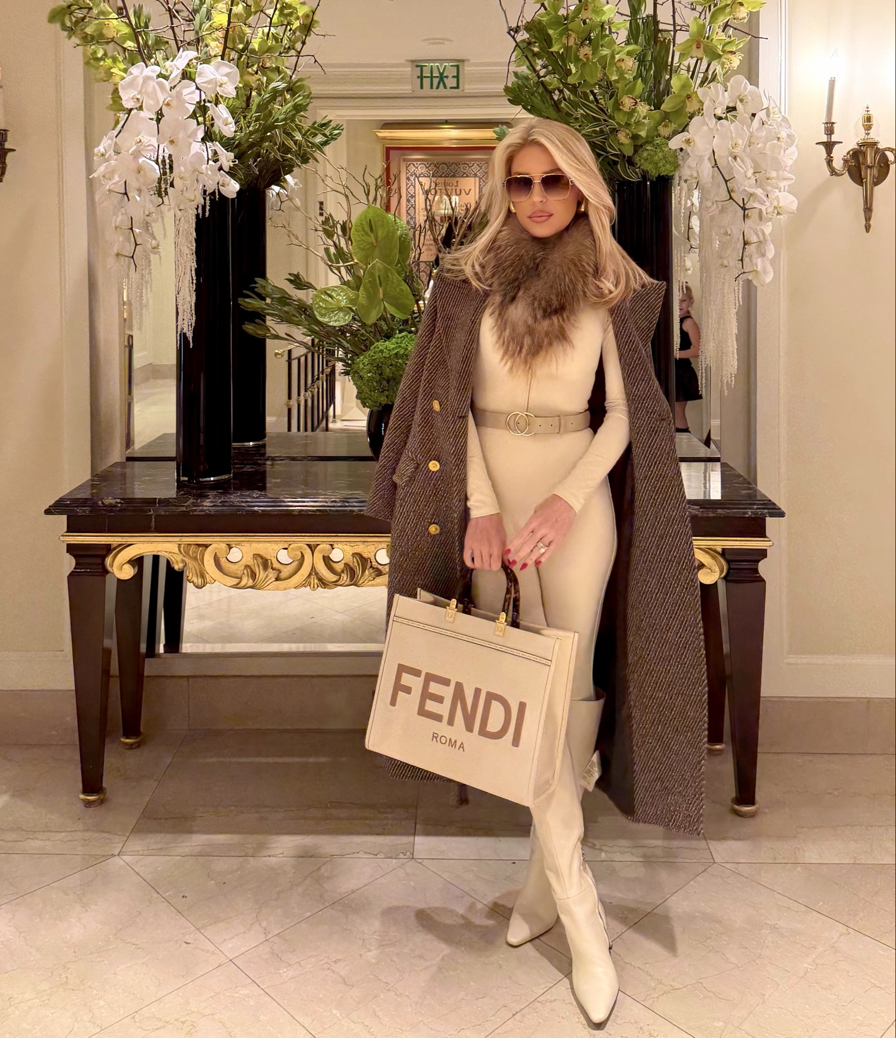 My gorgeous bodysuit & trench, boots sunnies and bag are linked for you guys below! 

Wearing a size small in the bodysuit! 

The fur color I got years ago but tried to link similar pieces 

#LTKootd #LTKFindsUnder50 #LTKdayinmylife