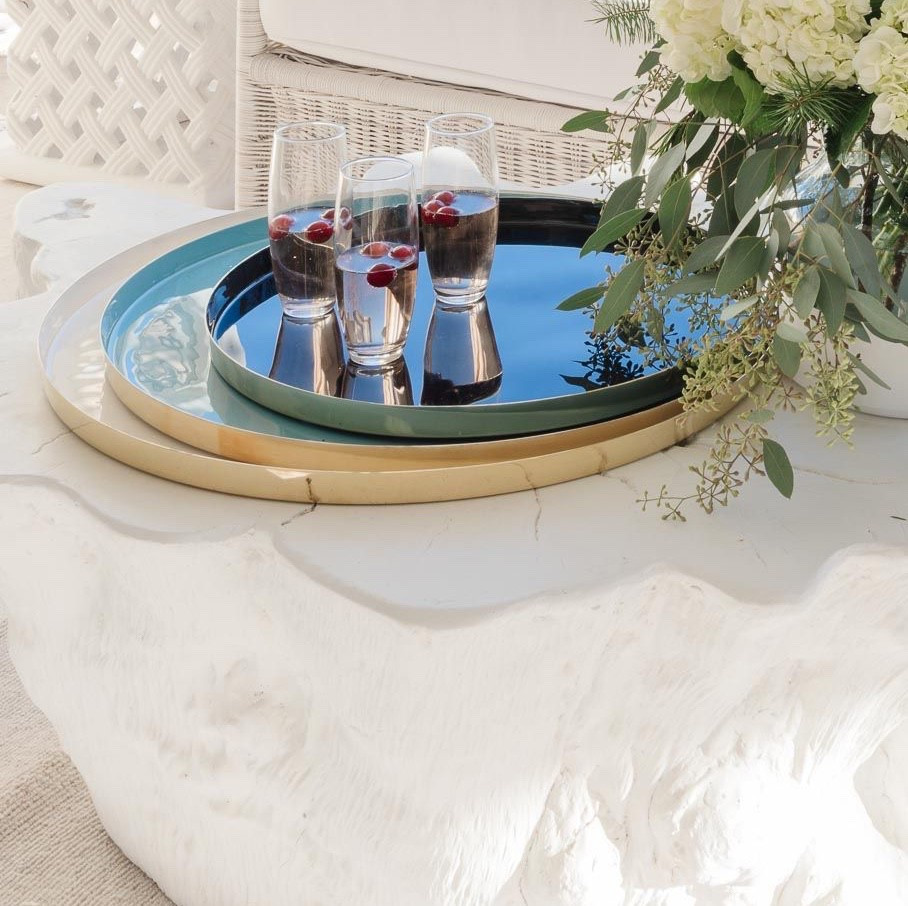 ON CLEARANCE!

A set of 3 trays gilded on the rim for a little added detail. Perfect for serving, styling and so much more!

#LTKHome #LTKSaleAlert #LTKStyleTip