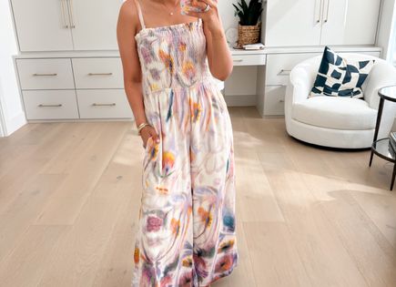 Wearing the XS petite in this linen jumpsuit, the pattern on this is so beautiful & the fit is very comfy! Adjustable straps too. Size down if between sizes 

#LTKParties #LTKSeasonal #LTKSaleAlert