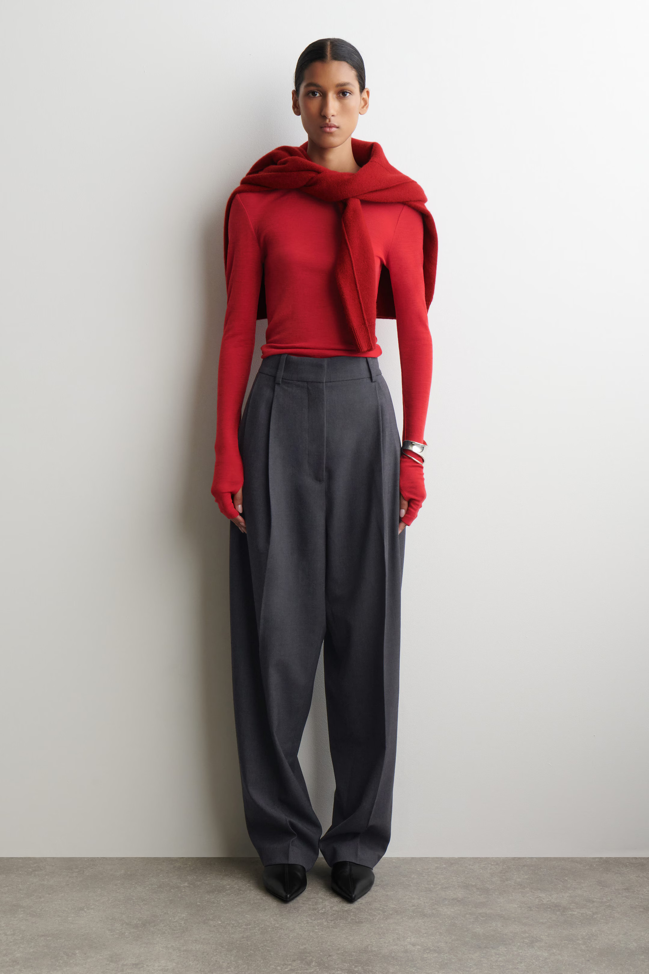 SLIM MERINO WOOL TOP - RED | COS GB | COS UK