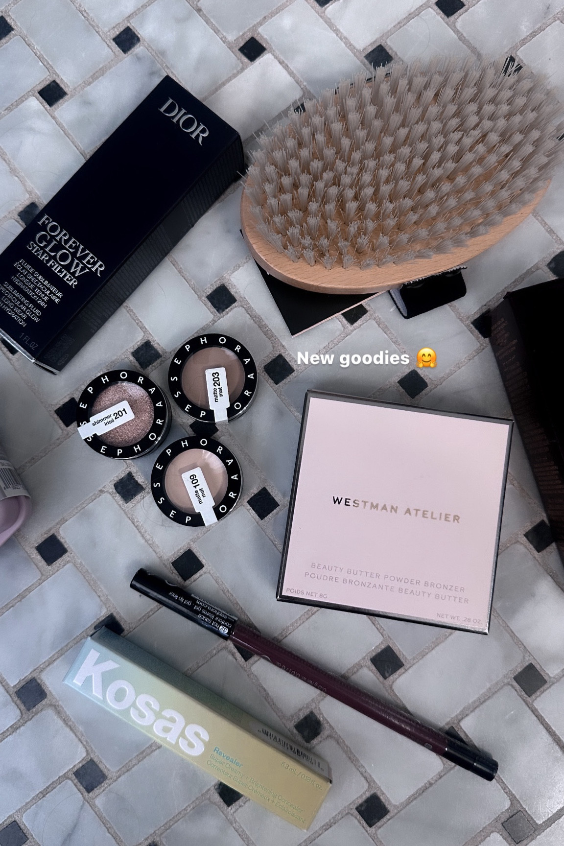 New beauty favs!

Sephora haul, makeup favs, no makeup makeup 



#LTKBeauty