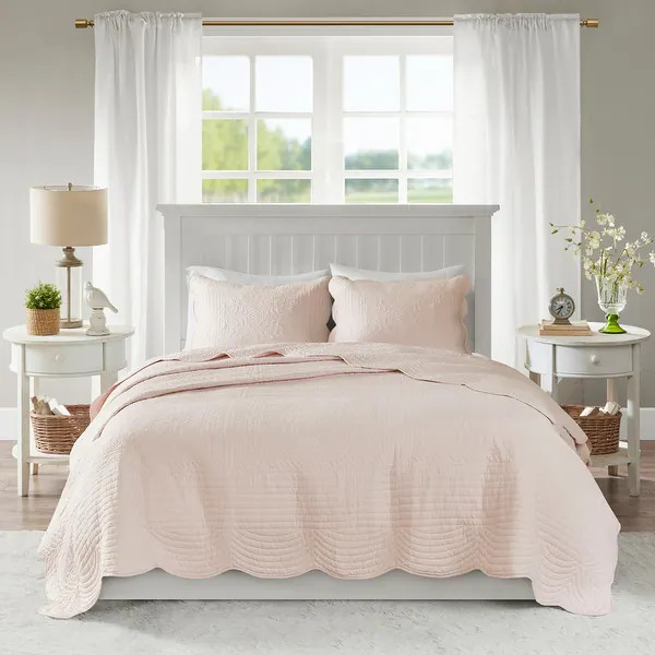 Madison Park Marino Reversible Scalloped Edge Coverlet Set - On Sale - Overstock - 11421852 | Bed Bath & Beyond
