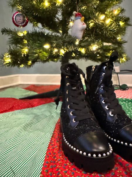 Sparkling stunners perfect for every occasion. The pearl rimmed soles are *chef’s kiss*! 

#LTKHoliday #LTKsalealert #LTKparties