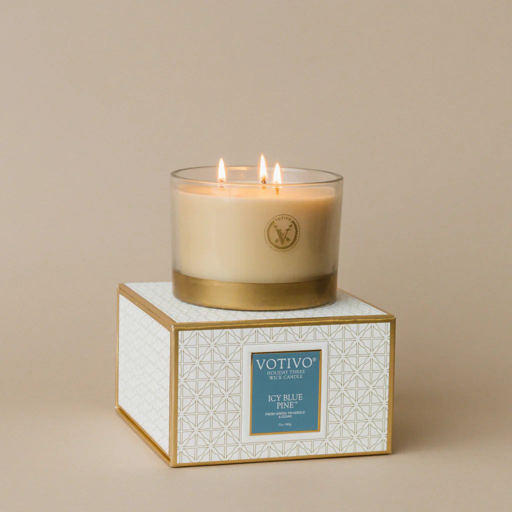 Holiday 3 Wick Candle-Icy Blue Pine | Votivo