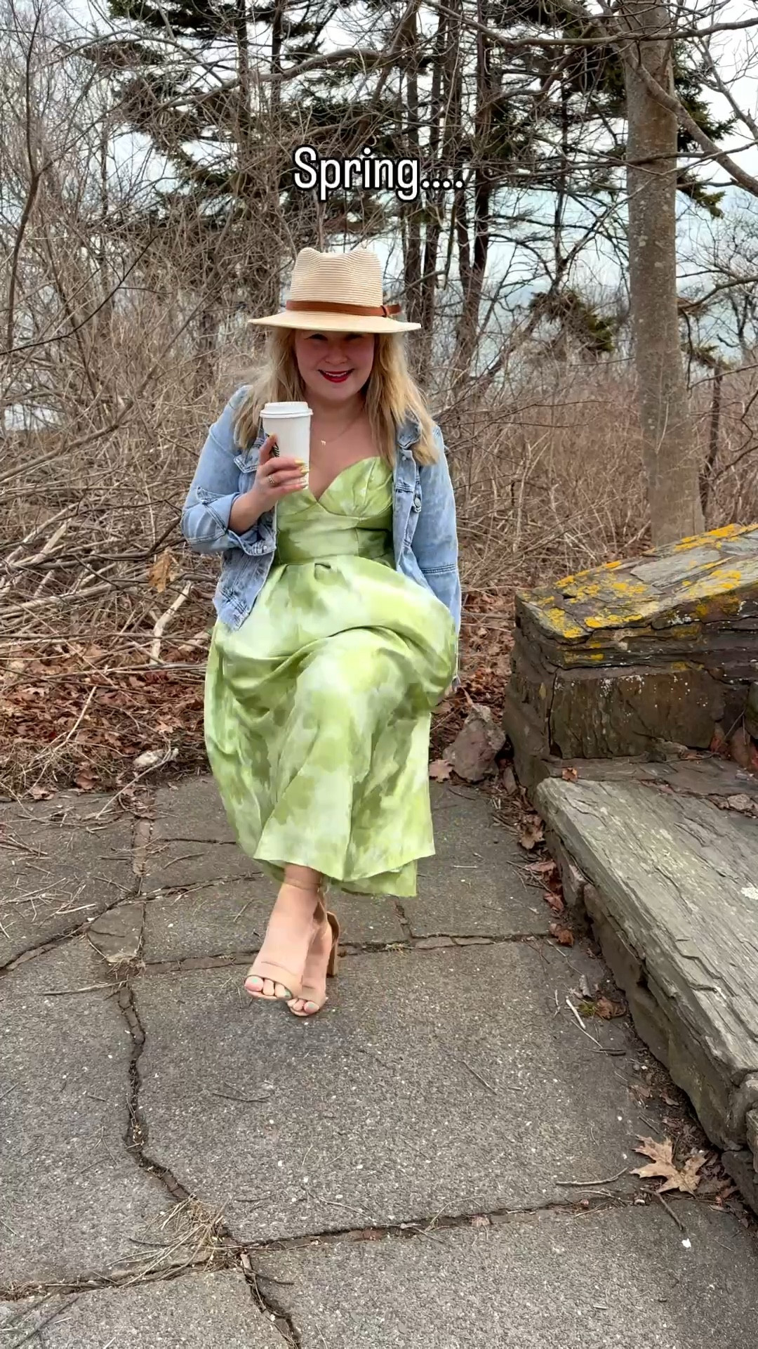 Not okay with this😅

When the calendar flips it should be that season, THAT is how Mother Nature should work😅😅😅

#firstdsyofspring #whyisitsnowing #maineweather #newenglandspring


#LTKvlog #LTKPetite #LTKSeasonal