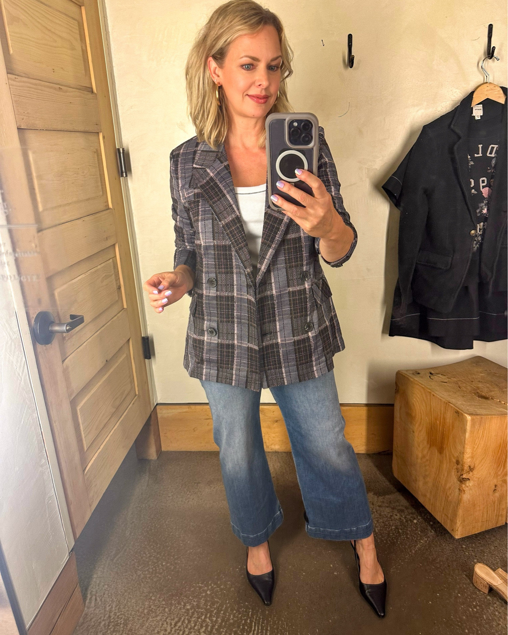 Get this, for real. This lightweight jacket in a blue plaid (also comes in a brown larger plaid) is the perfect weight to ease you into fall. It’s soft and in-structured. Adds style-without a lot of planning needed, the perfect simple addition. 

Looks great with jeans and your workwear, even over a dress. I’m wearing a small, TTS. Paired the jacket with a simple tanks, cropped jeans and my fave slingbacks (under $100). 

#LTKStyleTip #LTKWorkwear #LTKOver40