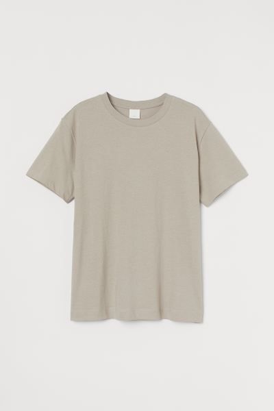 Straight-cut T-shirt in soft cotton jersey with ribbed crew neck and gently dropped shoulders. | H&M (US + CA)