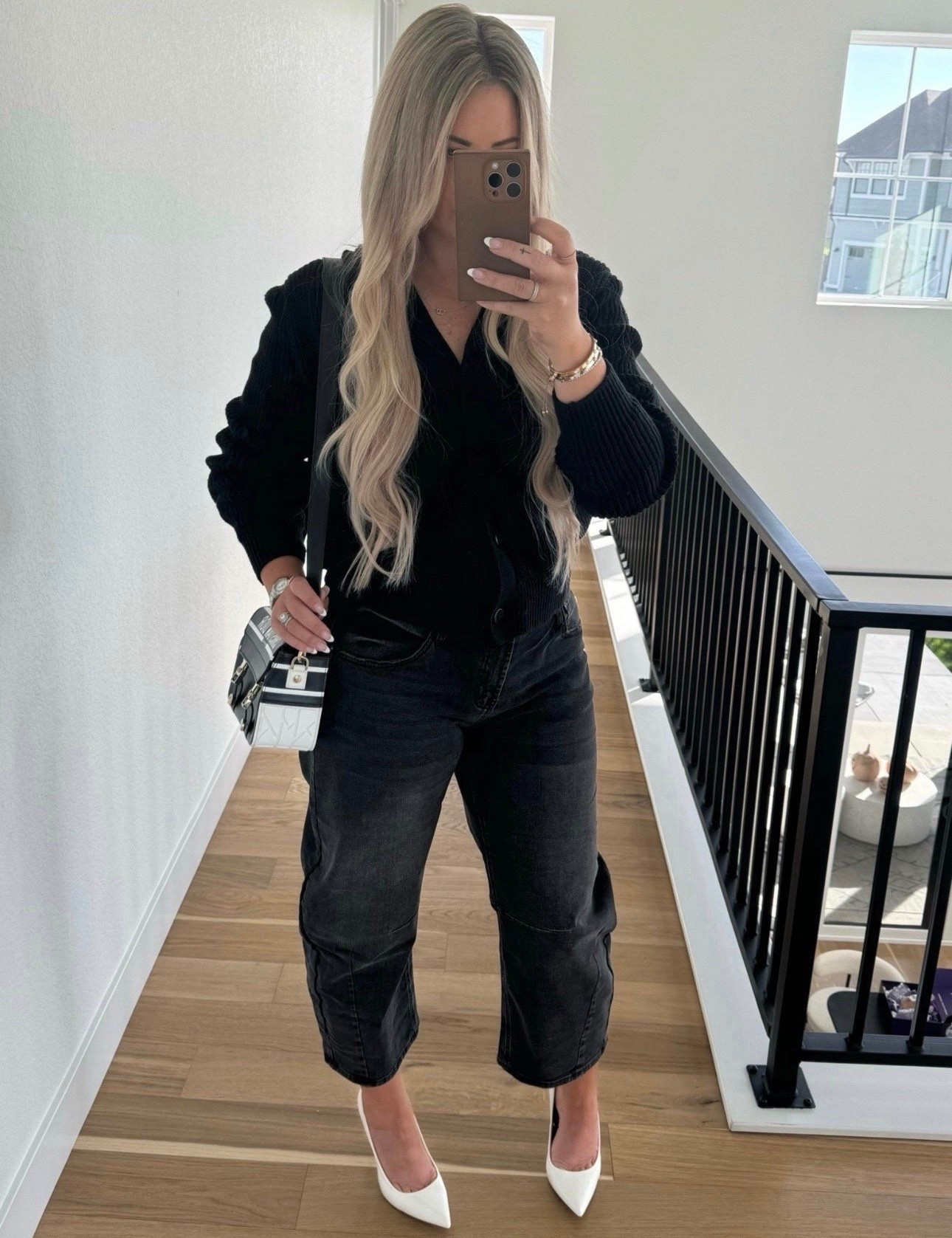 Barrel jeans are my fave!

#LTKootd #LTKMidsize #LTKOver40