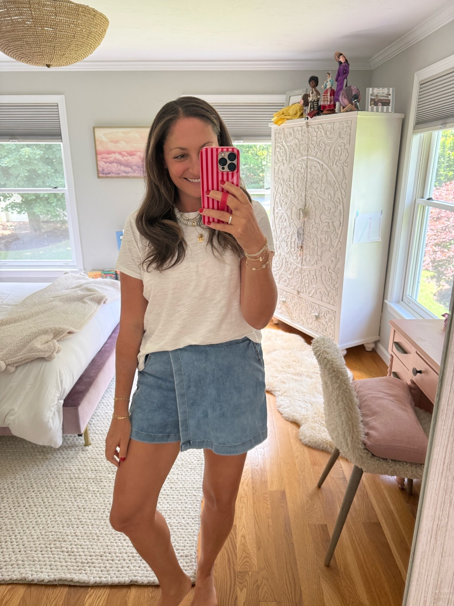 This lightweight skirt is SO cute and flattering!

#LTKgrwm #LTKdayinmylife #LTKootd