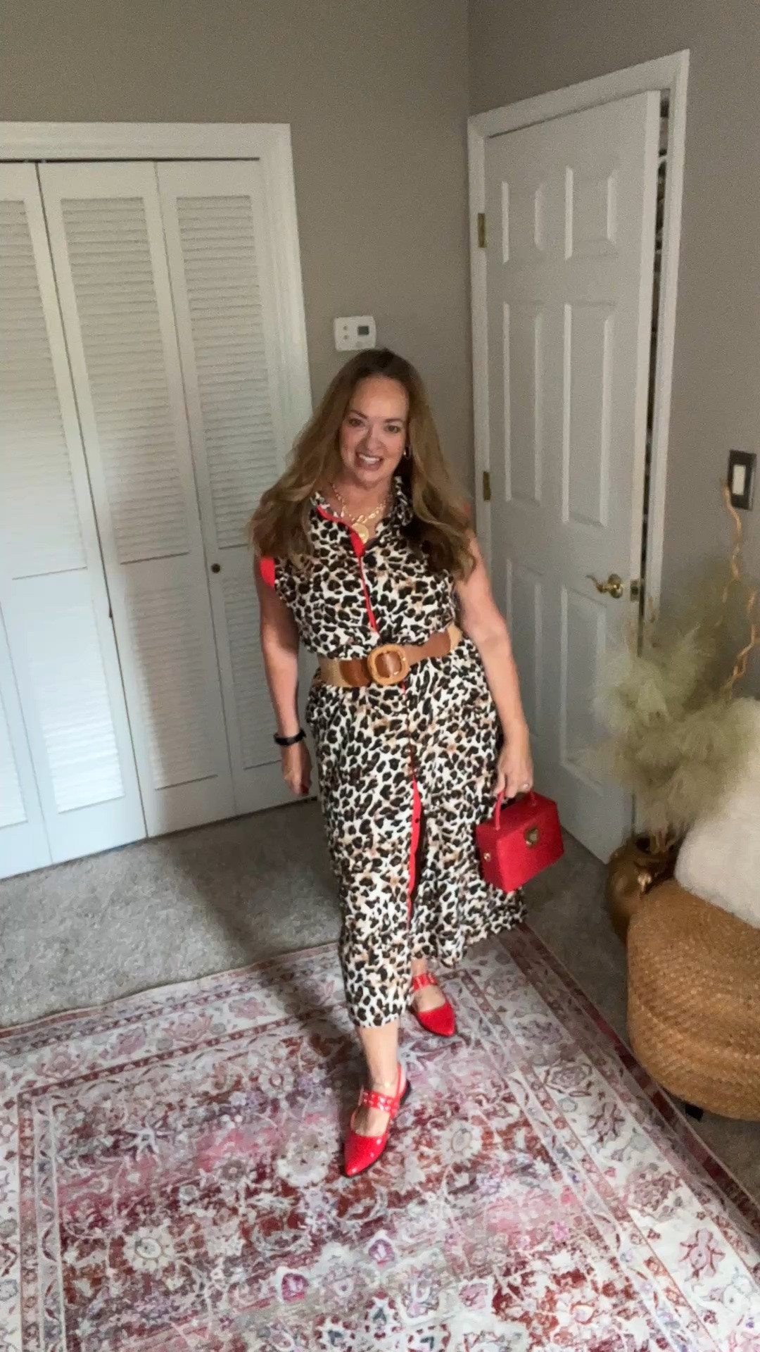 The perfect summer work dress
Midi length
Red trim
Button up
Leopard print

So versatile

#LTKWorkwear #LTKOver40 #LTKootd