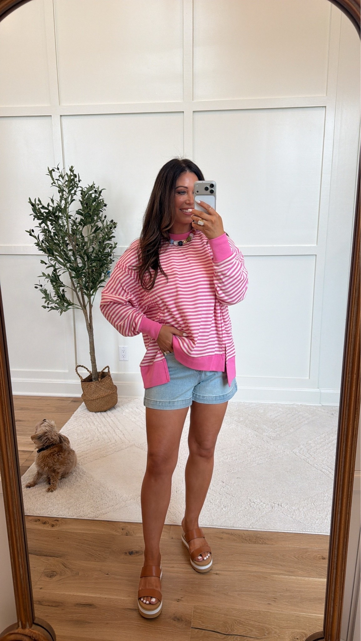 Pink lily huge memorial Day sale! 
I’m obsessed with this pink sweater and these shorts are absolutely mom approved🩷
Use code NINA for 25% regular price items

I am 5’4” 148 pounds wearing a size small and a 27 in the shorts

#LTKgrwm #LTKootd #LTKmomlife