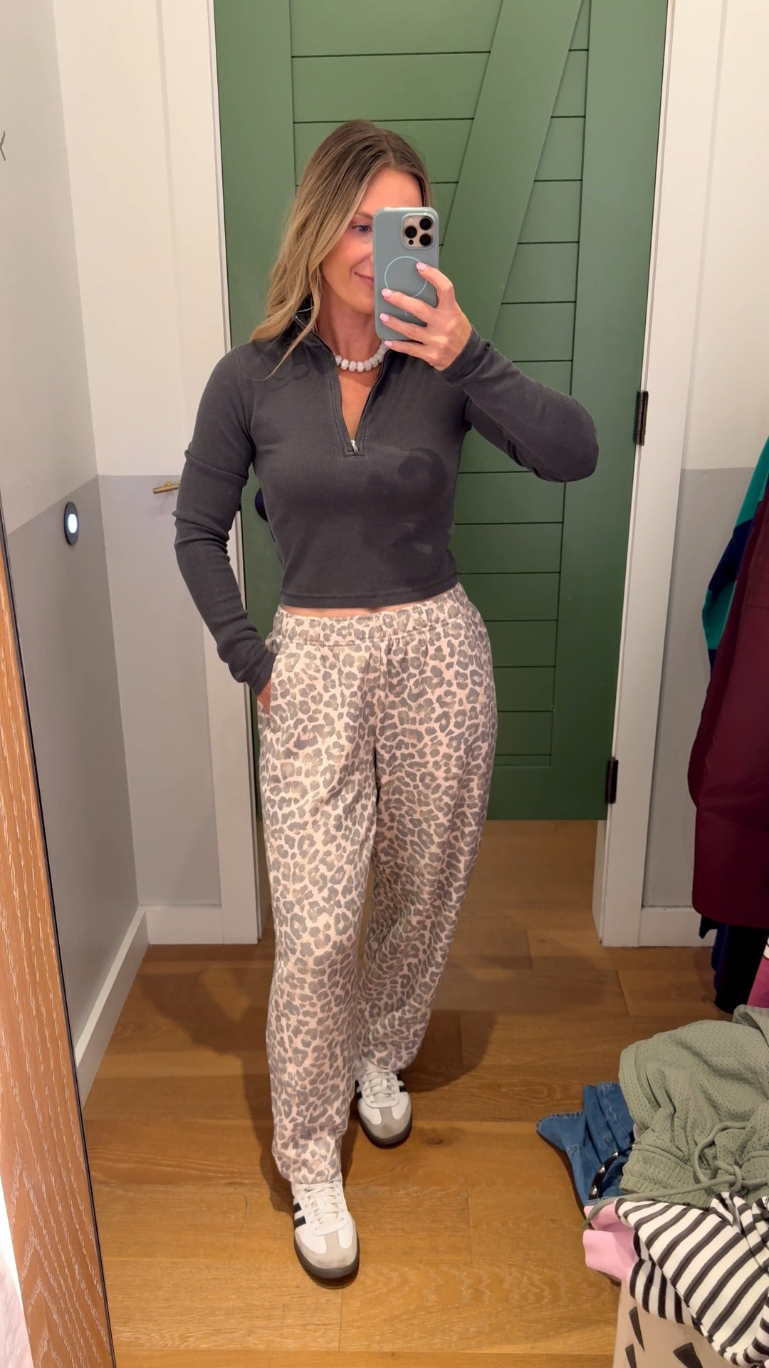 Wearing a small in the top and small regular bottoms.  Love this look from aerie

#LTKActive #LTKOver40