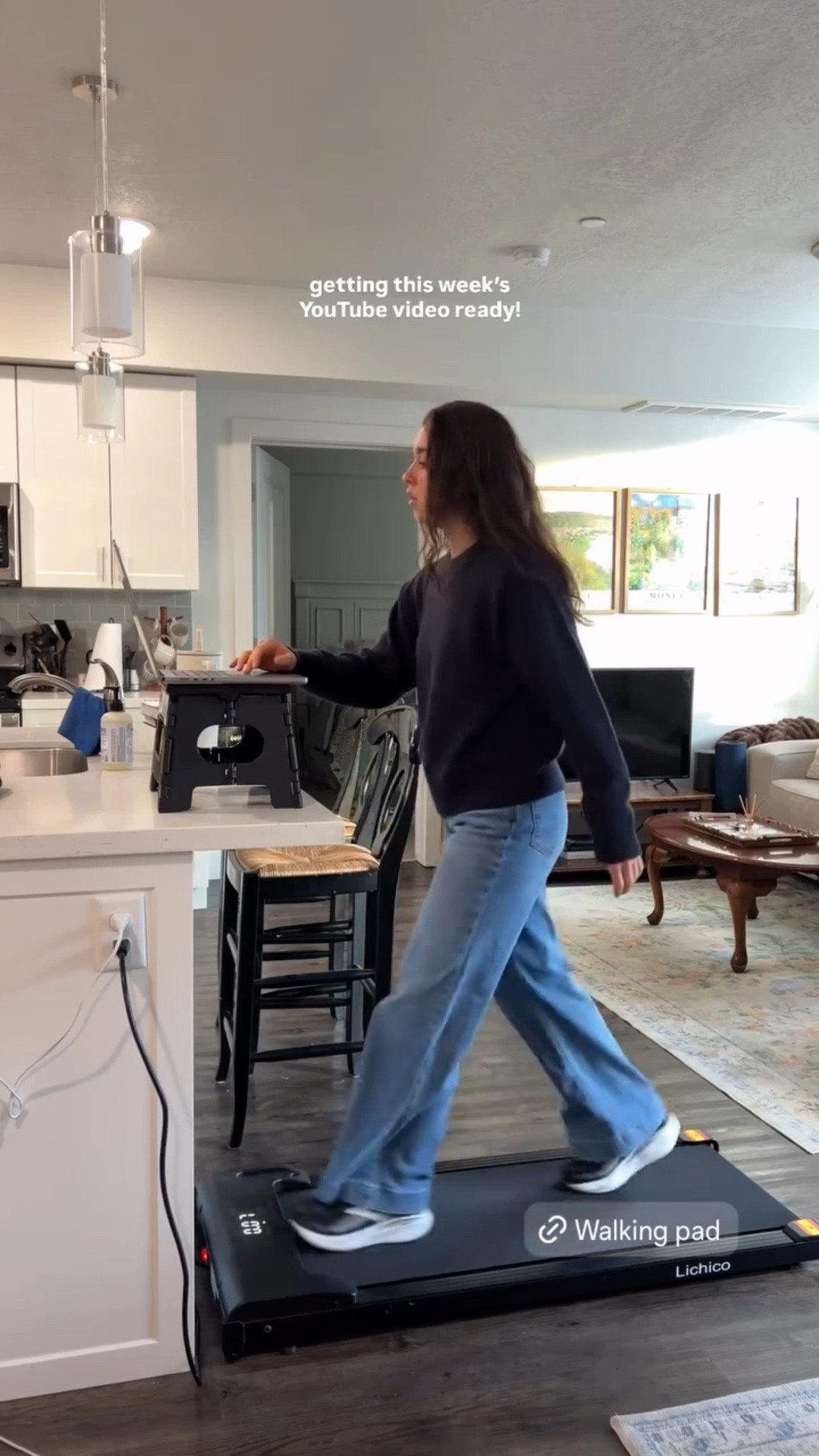 getting my steps 🤝 getting work done 

#LTKdayinmylife #LTKfitnessgoals #LTKActive