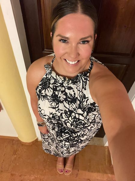 First night in Belize! 🇧🇿 We didn’t get in quite as early as we hoped because of some storms in Belize. However we still made dinner and I wore this high neck dress with black and white print. I love the removable belt to easily change the look. Perfect to pair with my Tkees  

#LTKshoecrush #LTKtravel #LTKfindsunder100