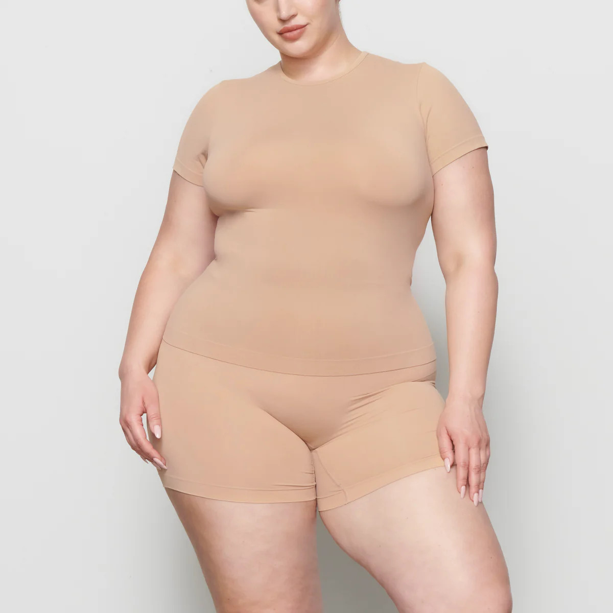 T-SHIRT | SKIMS (US)