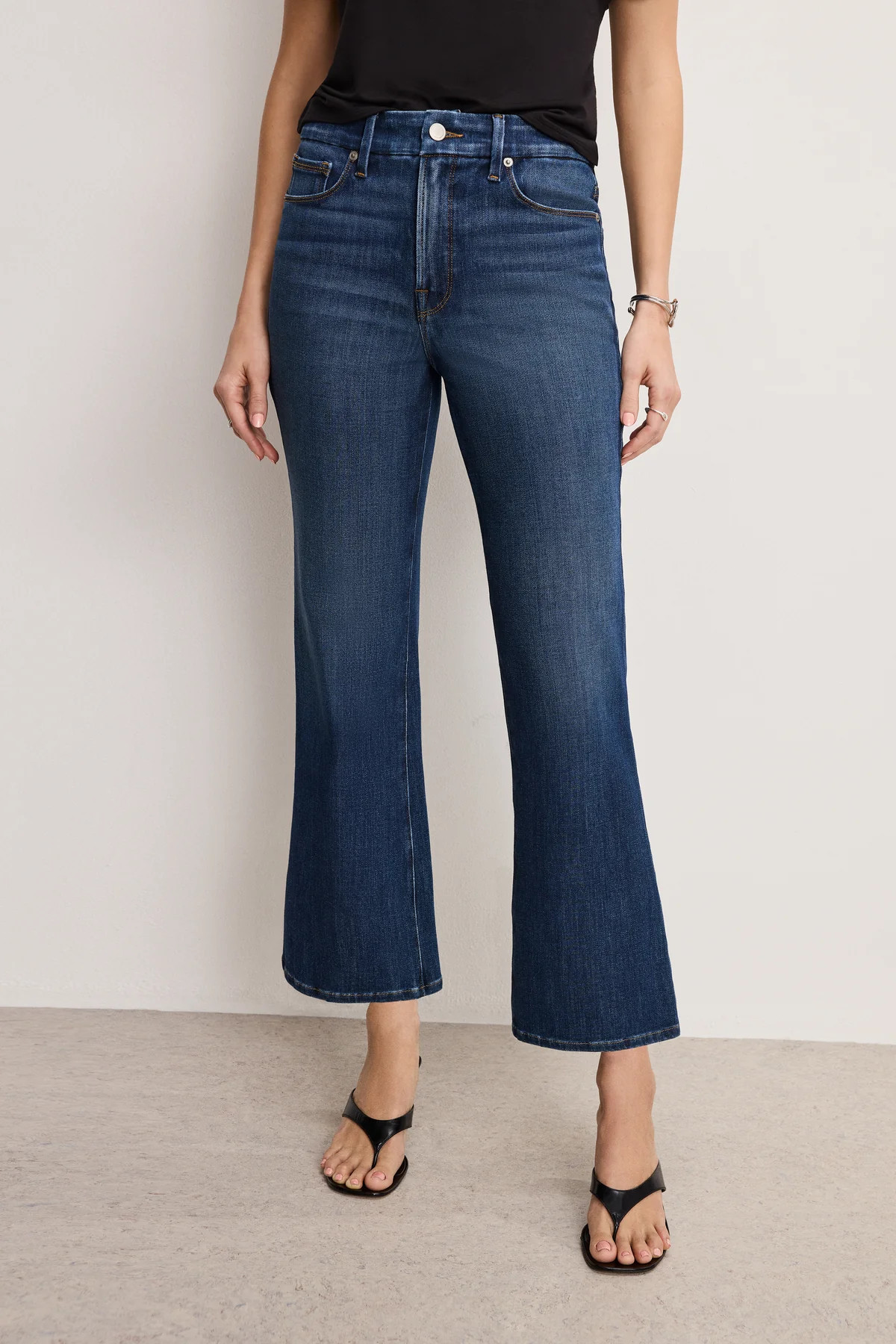 SOFT TECH GOOD LEGS CROPPED MINI BOOT JEANS | INDIGO977 - GOOD AMERICAN | Good American