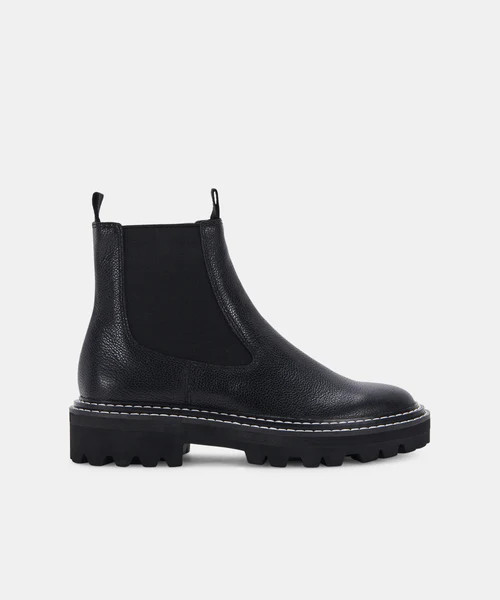 MOANA BOOTS IN BLACK LEATHER | DolceVita.com