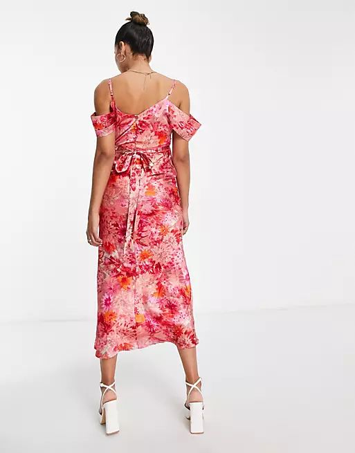 Hope & Ivy Maternity cold shoulder satin midi dress in red and pink floral | ASOS (Global)