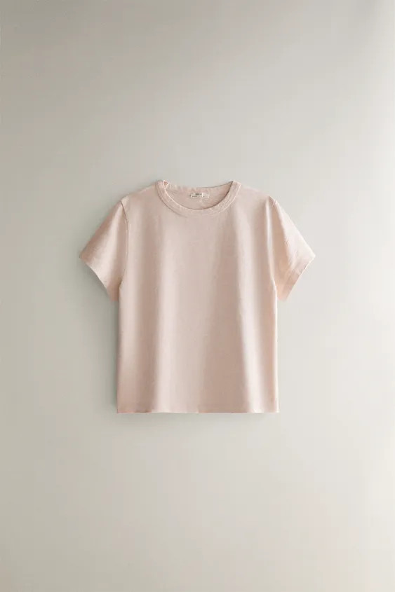 Short sleeve T-shirt made of cotton with a crew neckline. | Zara US