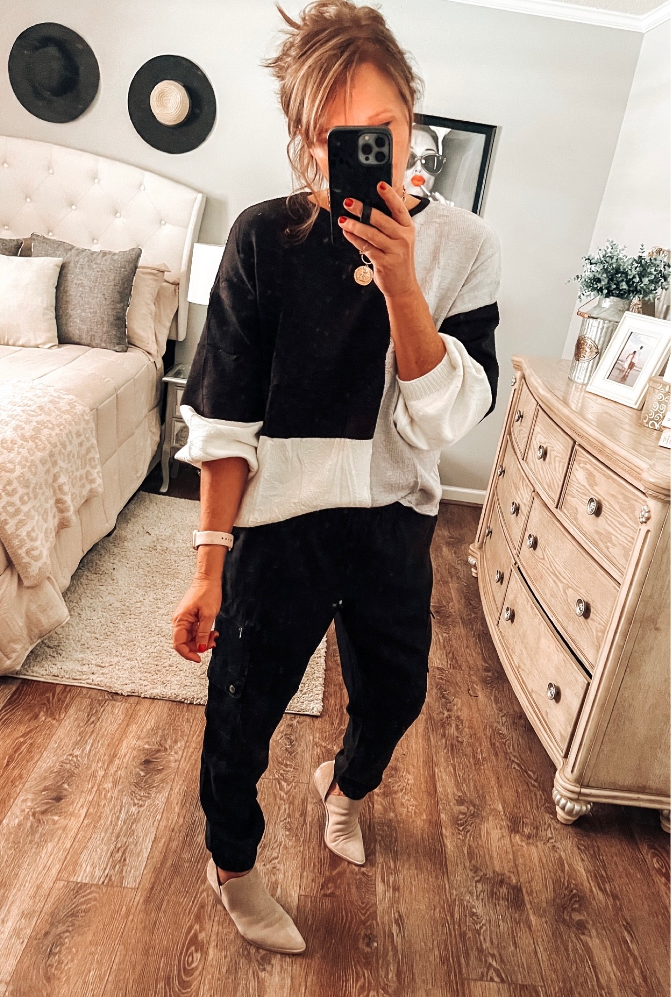 Colorblock lightweight sweater from Amazon, comes in more color options, fits relaxed and tts. Styled with TENCEL joggers from Banana Republic Factory. Both items are on sale. 

Amazon fashion, Amazon finds, amazon fall outfits, tops, blouses, Joggers, sale, fall outfits, affordable outfits, casual dressy outfit, fashion over 40

#LTKworkwear #LTKunder50 #LTKsalealert