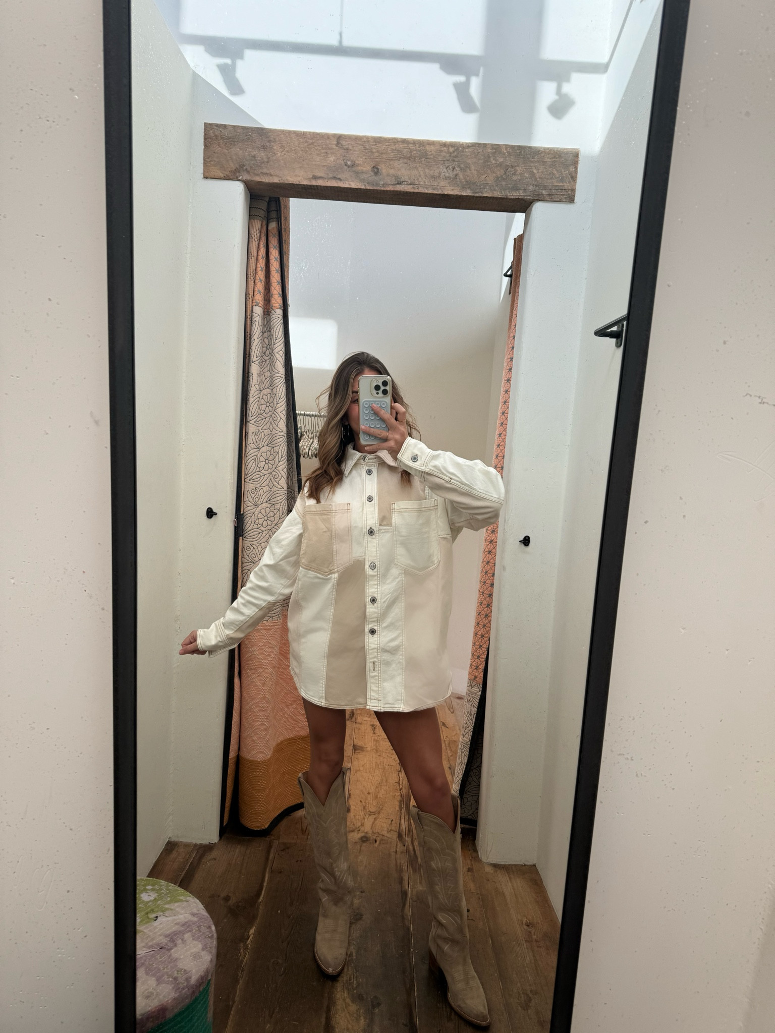 wearing an xs in the top! 

#LTKSeasonal #LTKStyleTip