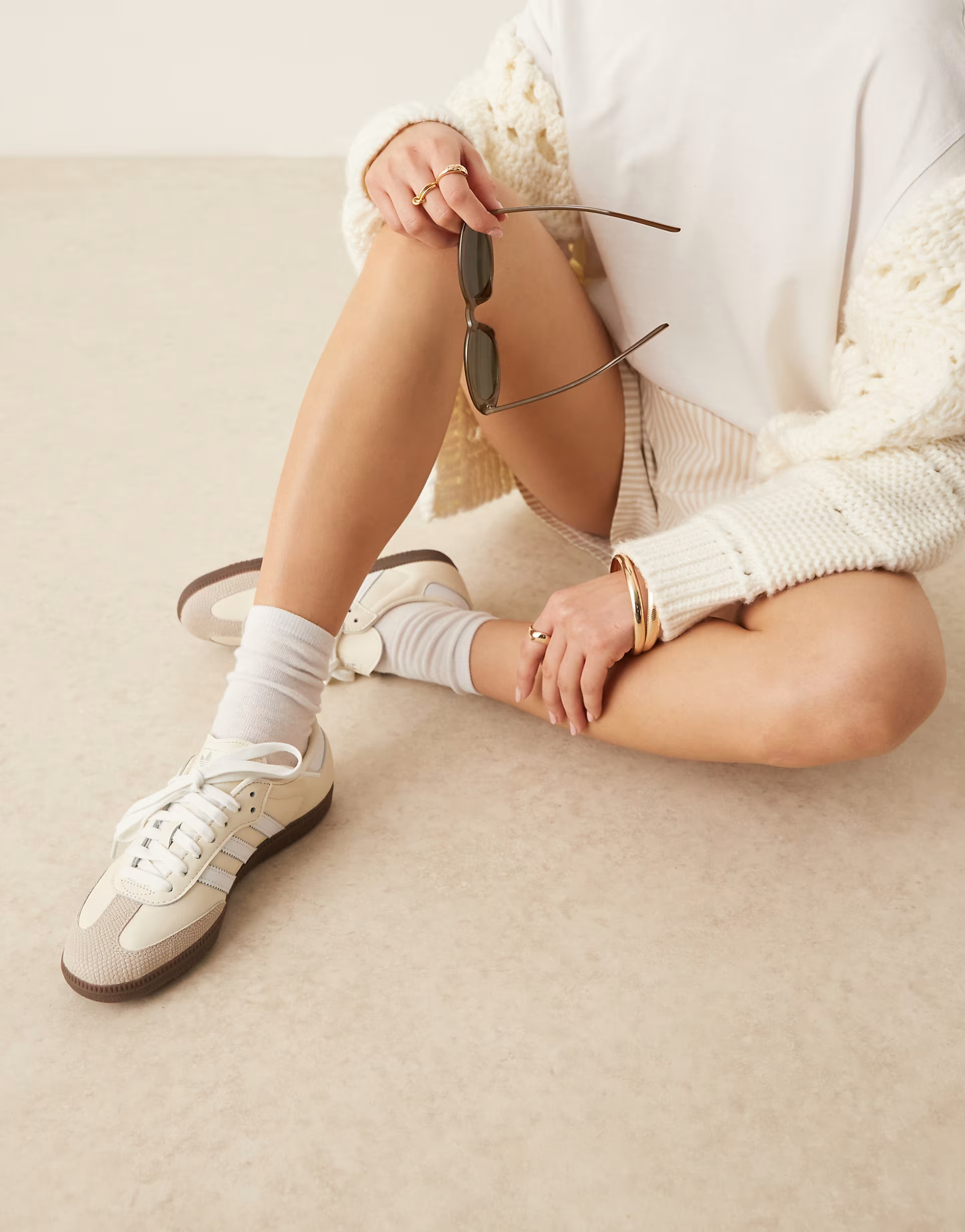 adidas Originals samba sneakers in off white | ASOS | ASOS (Global)