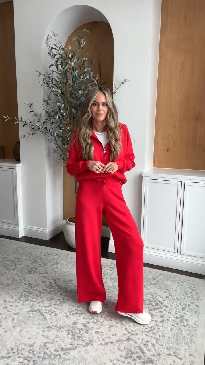 My favorite travel set of all time - comes in so many colors, length options, and the material is unmatched!

#airportoutfit #traveloutfits

#LTKTravel #LTKgrwm #LTKootd